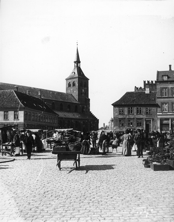 Fotografier, Albani Torv, Vestlige del